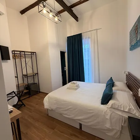 Storico 31 Stanze Ai Spagnoli Homestay szállás