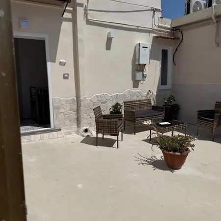 Séjour chez l'habitant Storico 31 Stanze Ai Spagnoli Naples